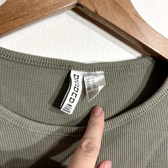 Divided Green Ribbed Short Sleeve Tee - Picture 2 of 4